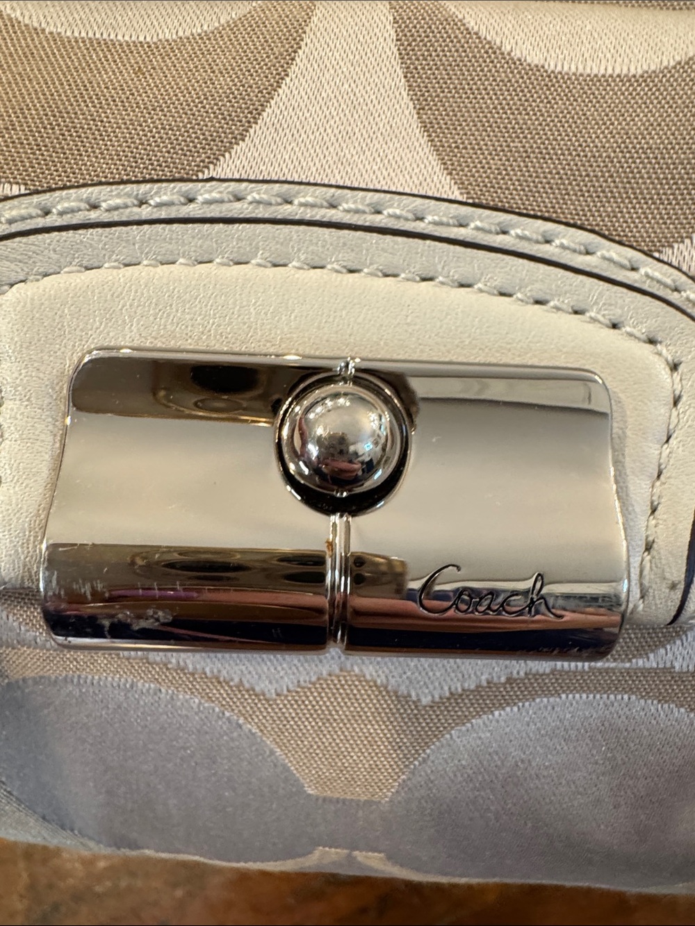 Coach Beige Signature Hobo Bag with Turn-Lock Pocket - Picture 3 of 16